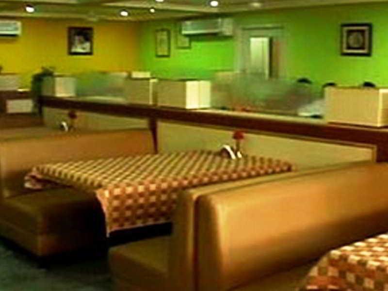 Hotel Sai Towers Puttaparthi Exterior foto