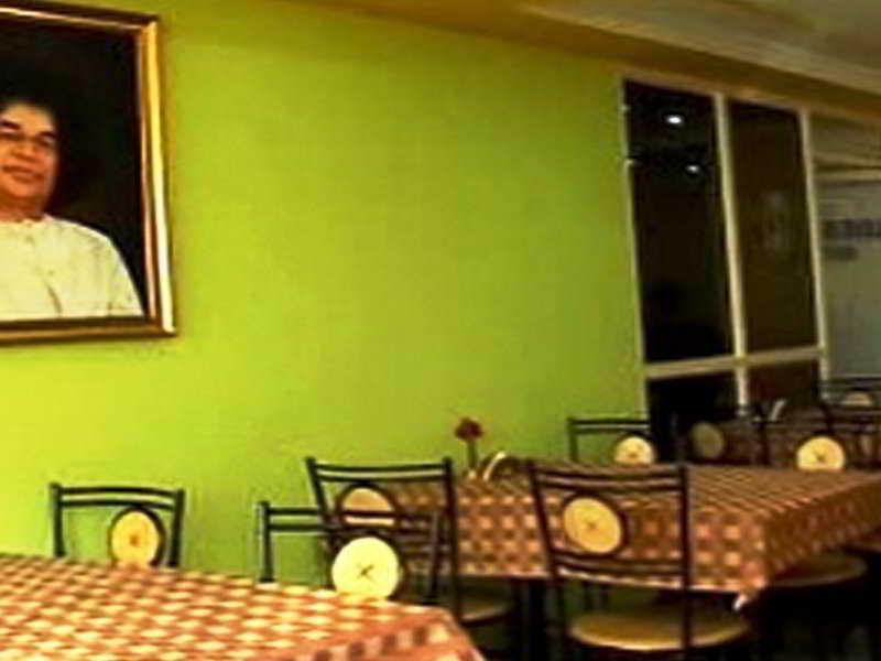 Hotel Sai Towers Puttaparthi Exterior foto