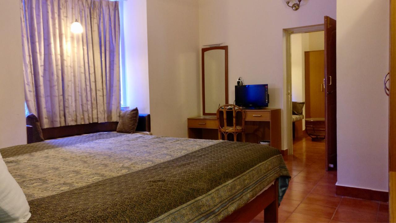 Hotel Sai Towers Puttaparthi Exterior foto