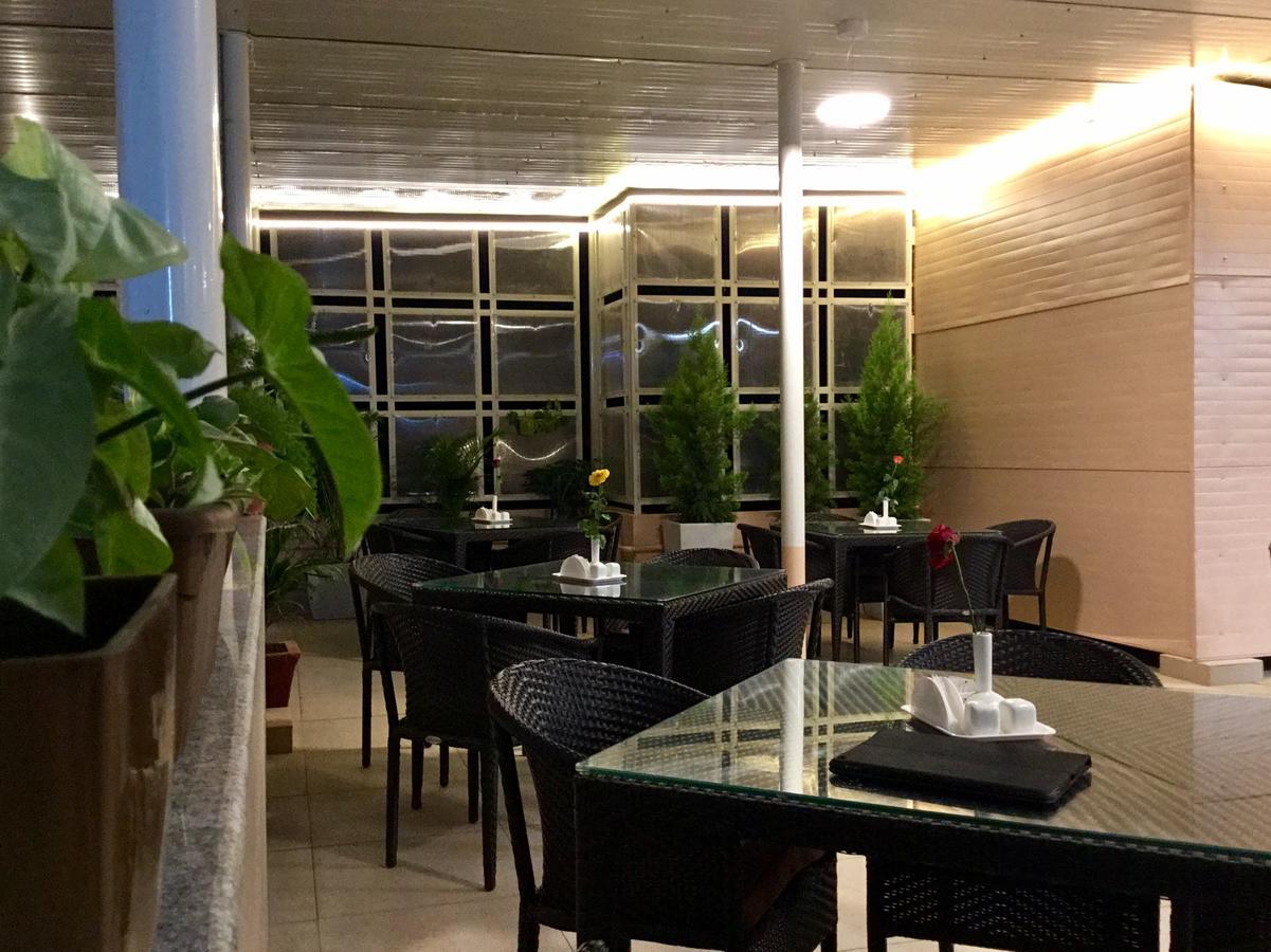 Hotel Sai Towers Puttaparthi Exterior foto